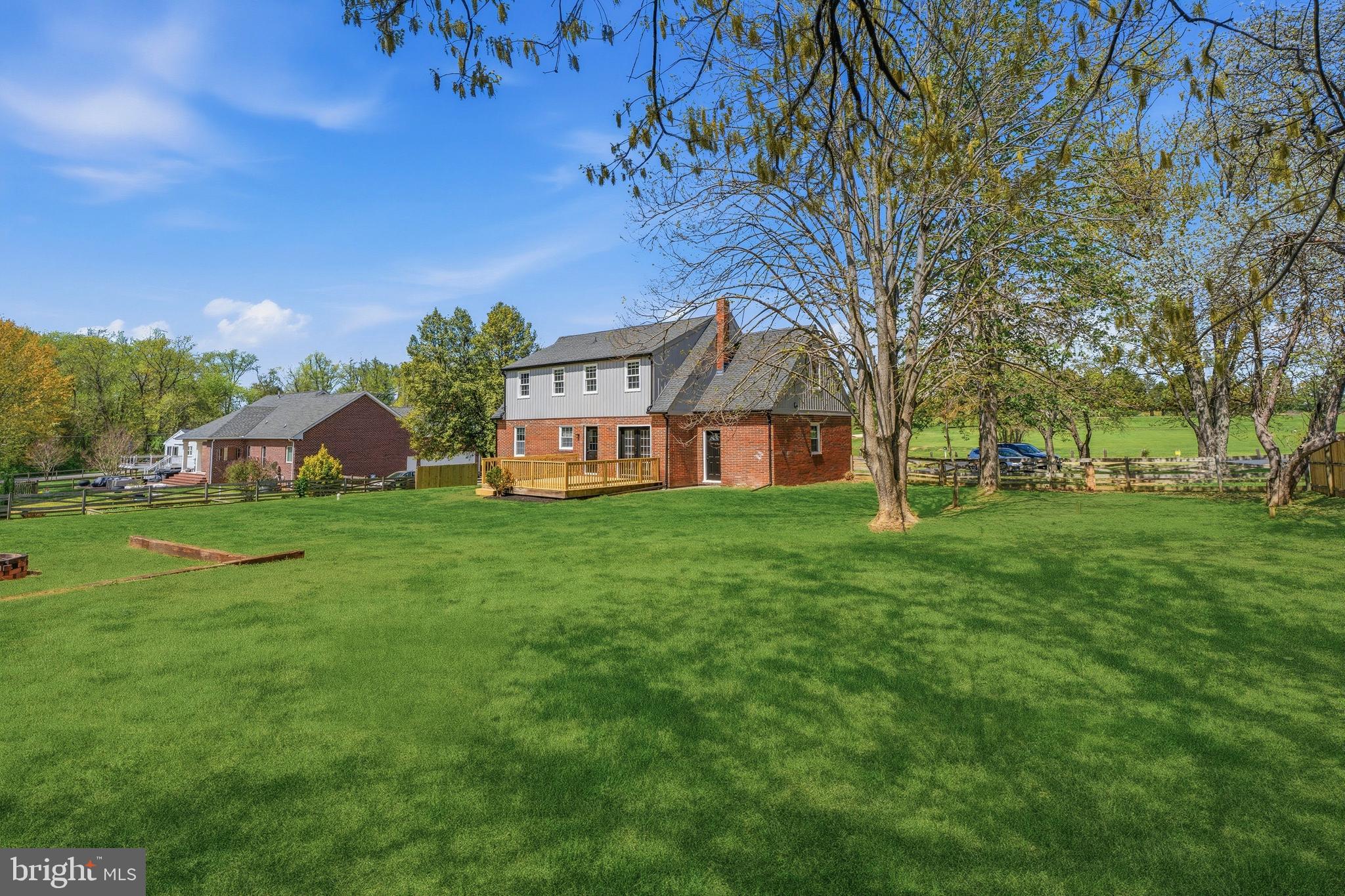 ADAMS HEIGHTS - Residential