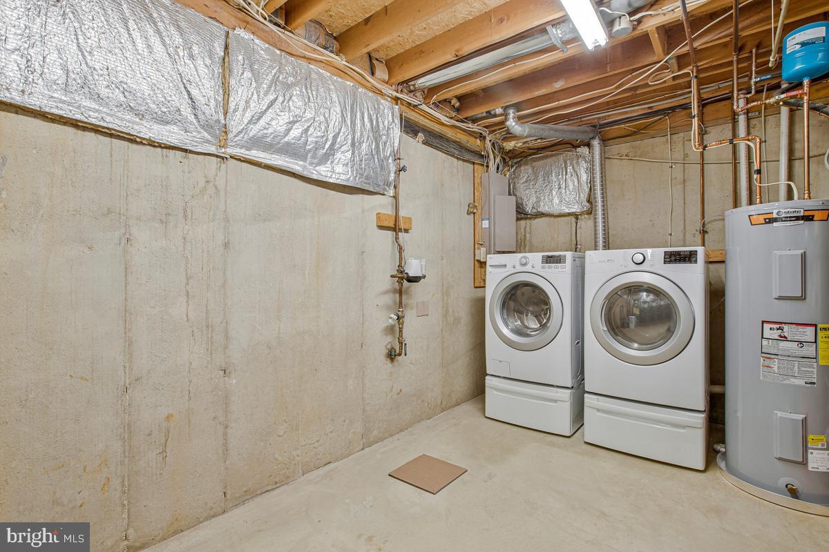 ASPENWOOD - Residential