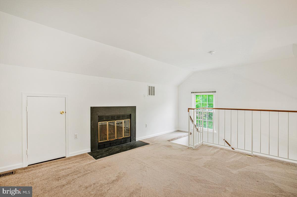 ASPENWOOD - Residential