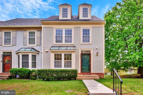 Townhouse For Sale - 8800 Birchwood Way<br/> JESSUP, MD 20794