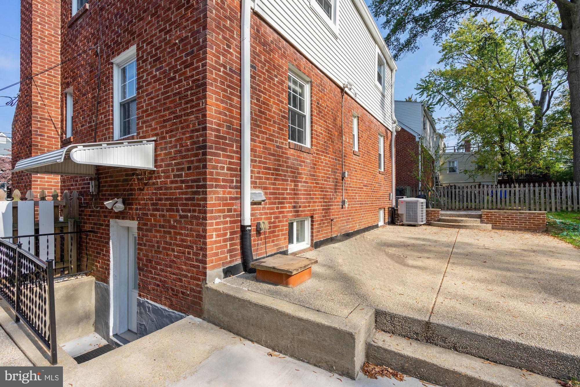 BON AIR - Residential