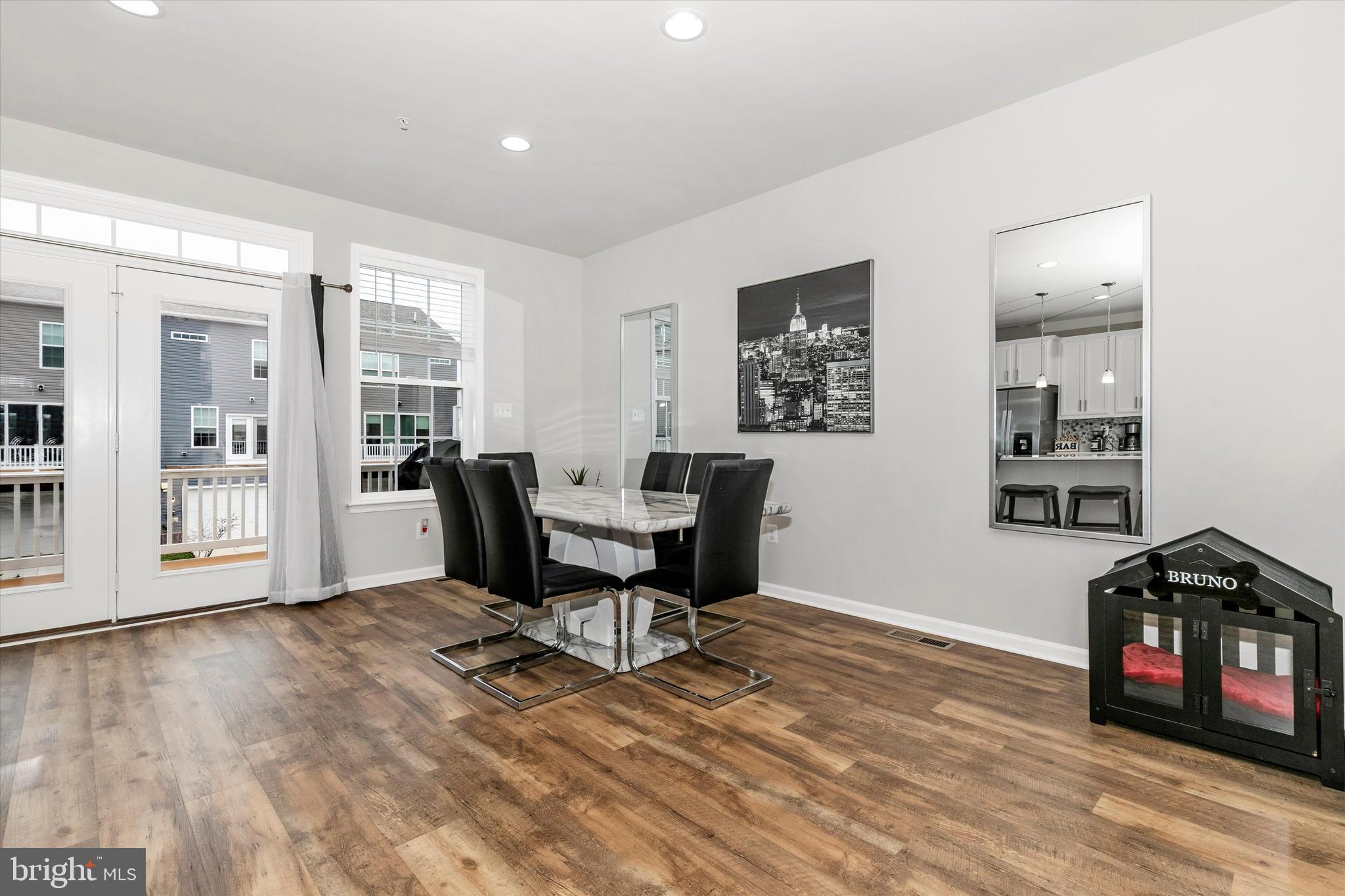 JEFFERSON PLACE - Residential