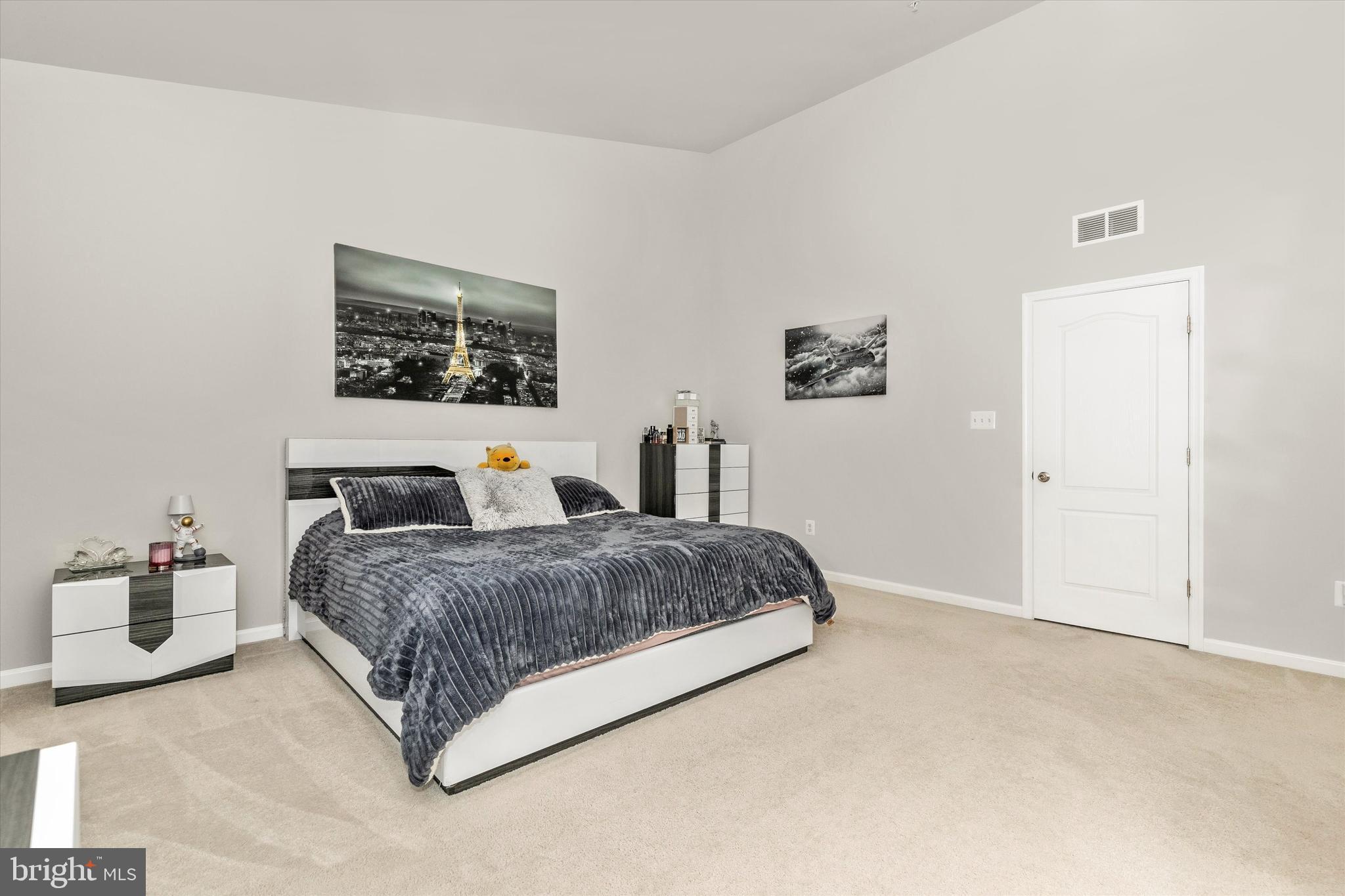 JEFFERSON PLACE - Residential