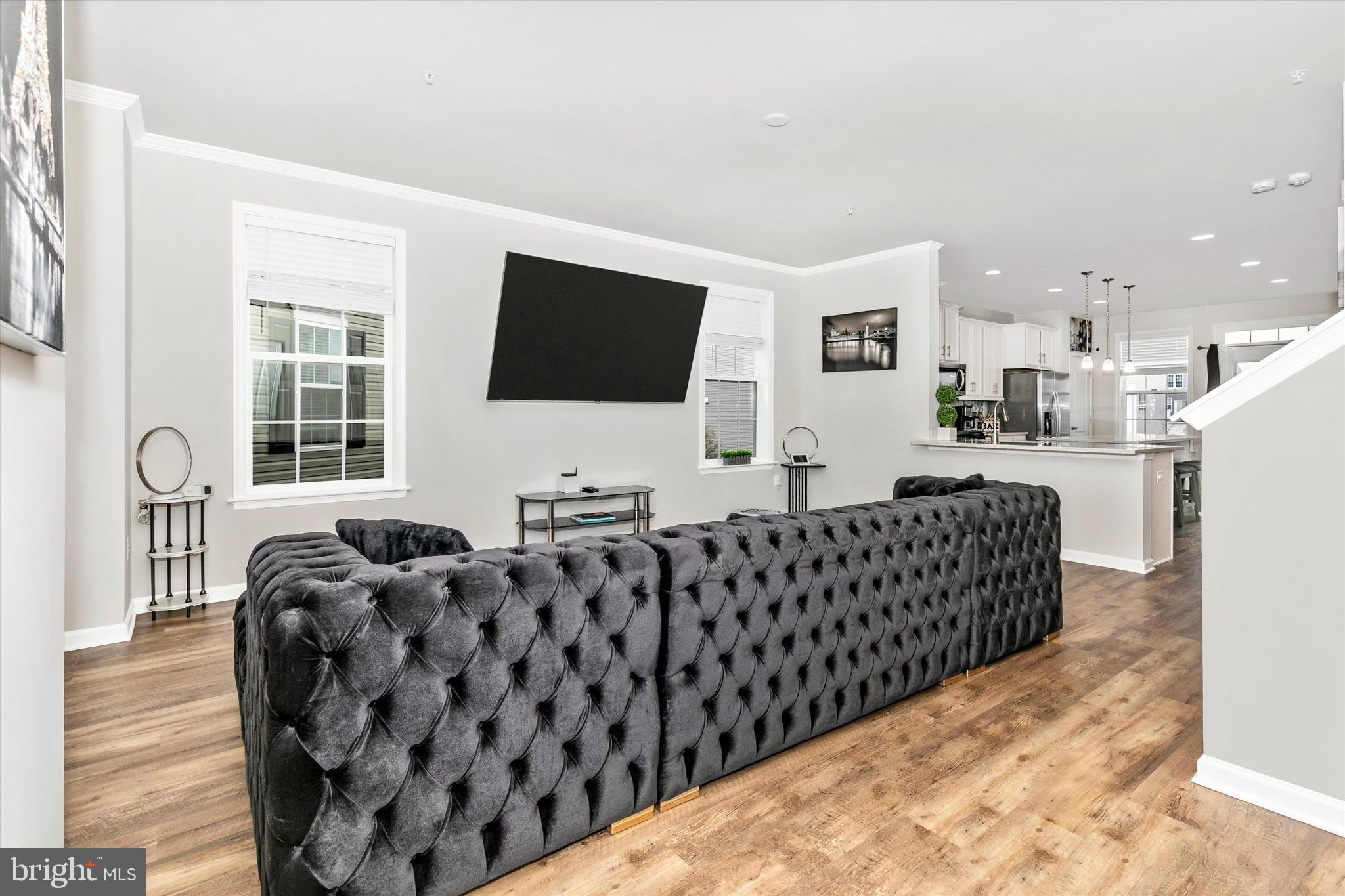 JEFFERSON PLACE - Residential