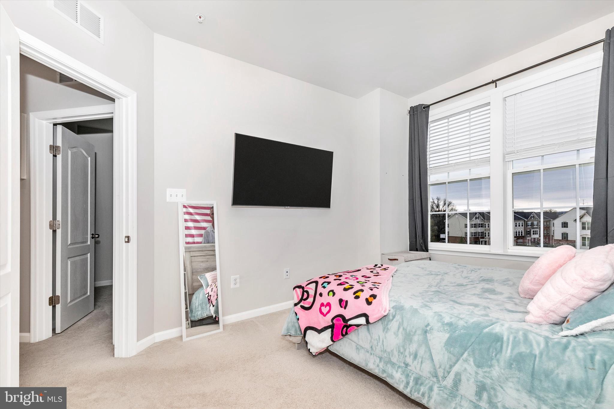 JEFFERSON PLACE - Residential