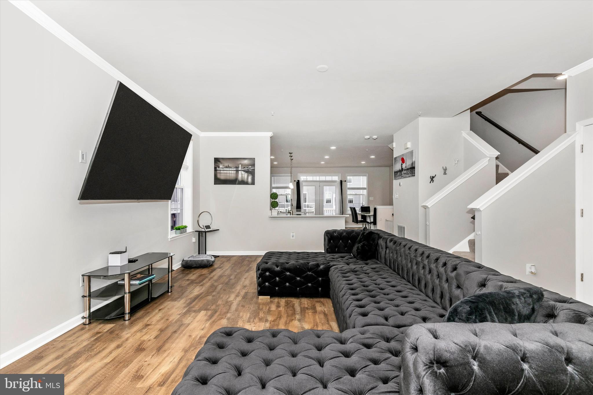 JEFFERSON PLACE - Residential