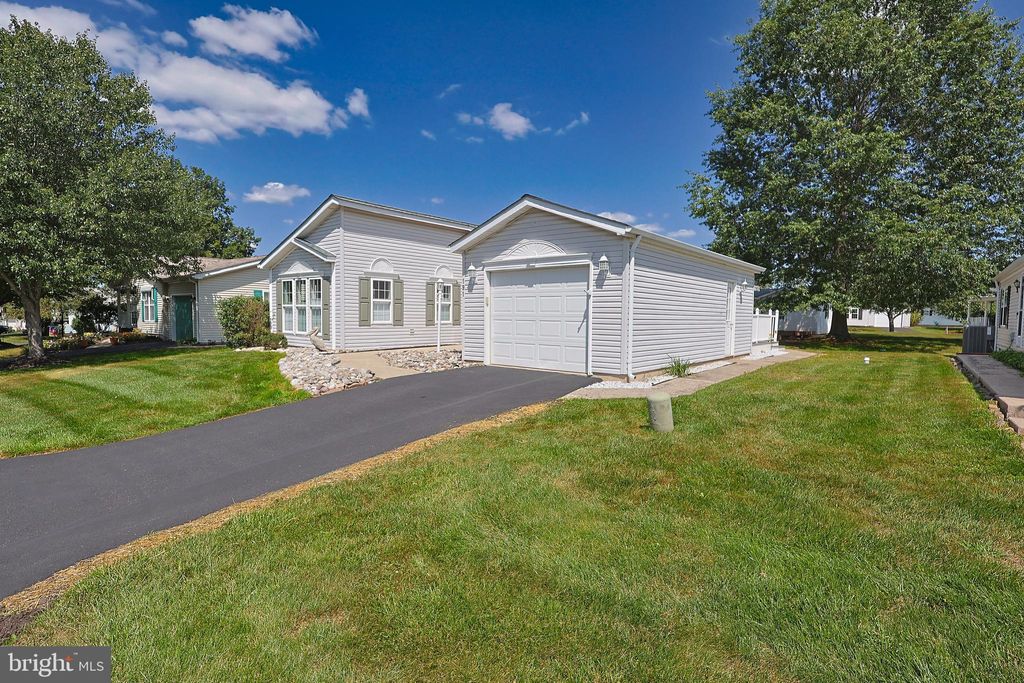 Photo of 191 Cardinal Court S, NEW HOPE, PA 18938 (MLS # PABU2103188)