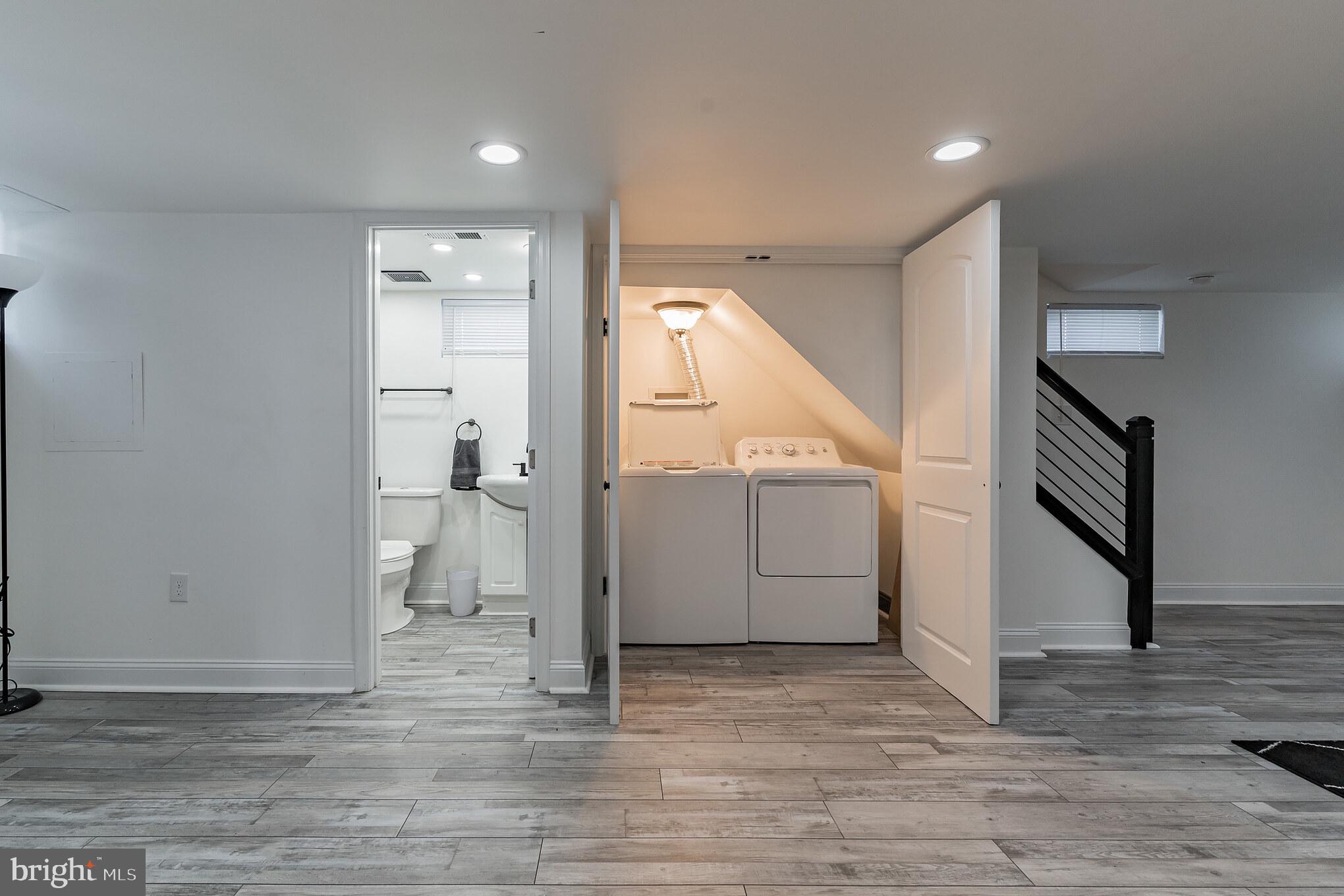 WOODBOURNE HEIGHTS - Residential Lease