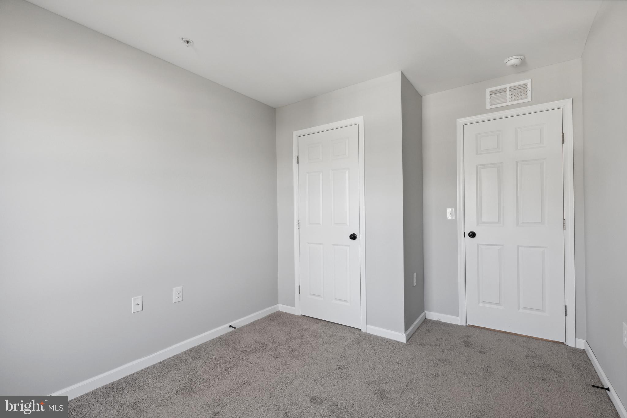 CAMBRIDGE - Residential