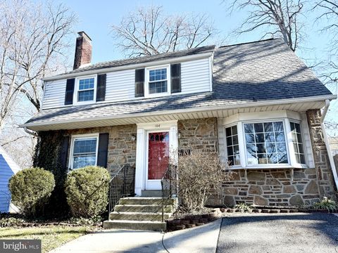 Homes For Sale - 104 Kenwood Lane<br/> WILMINGTON, DE 19804