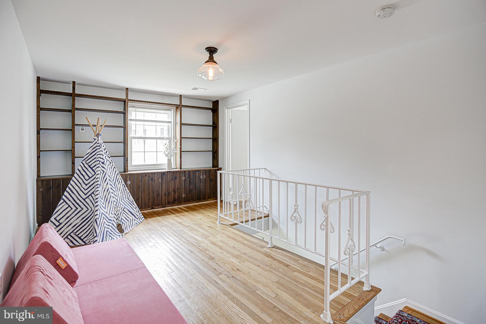 WHETSTONE - Residential