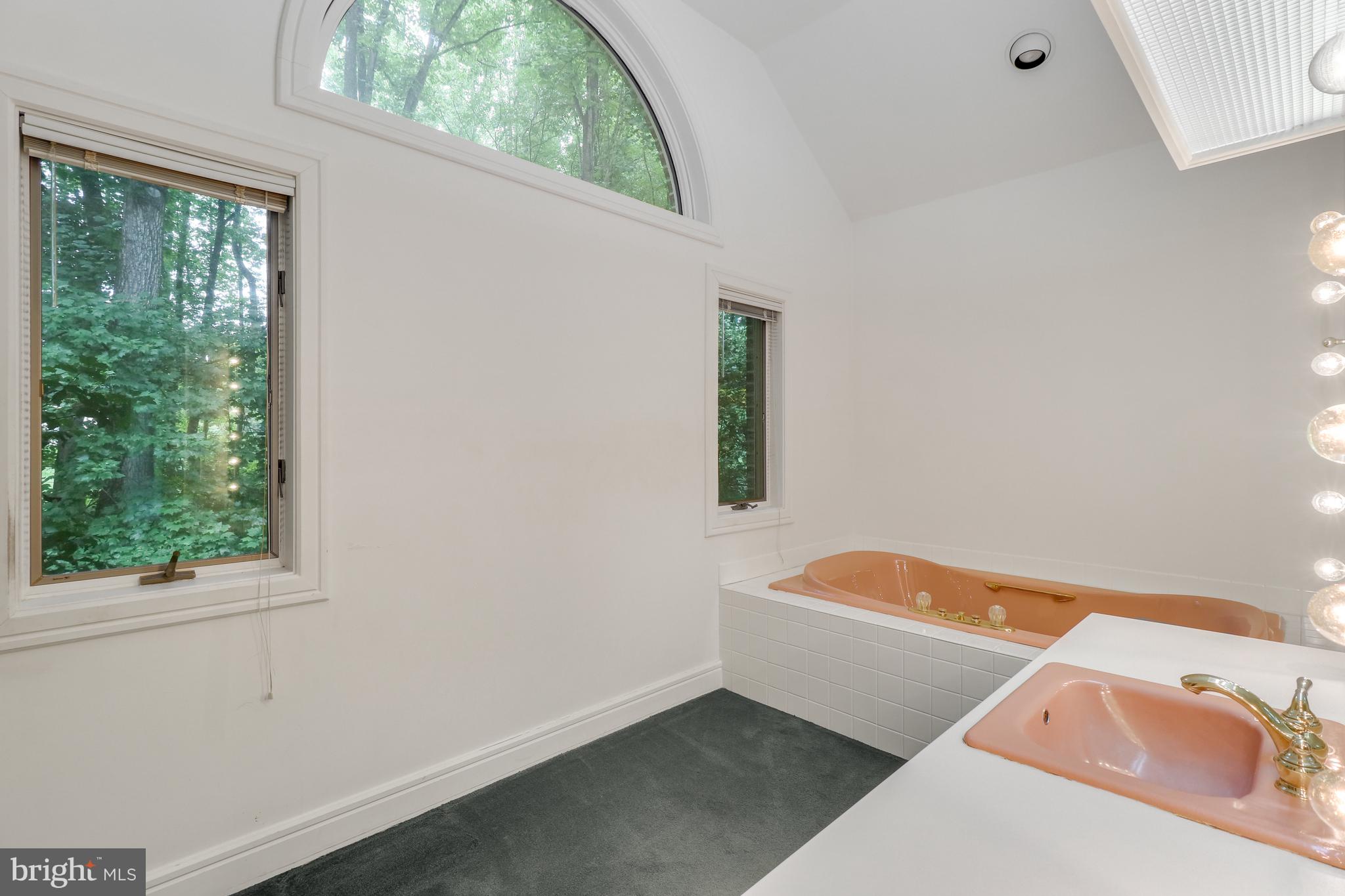 ROCKY RUN - Residential