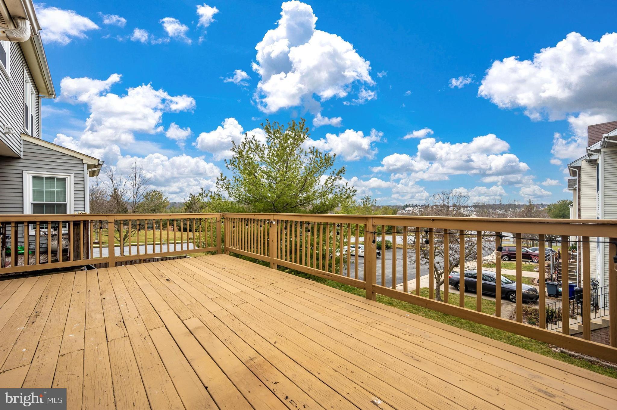 SPRING RIDGE - Residential