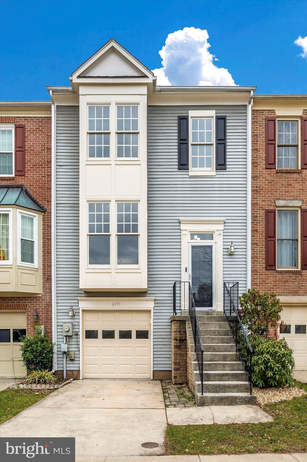 SPRING RIDGE - Residential