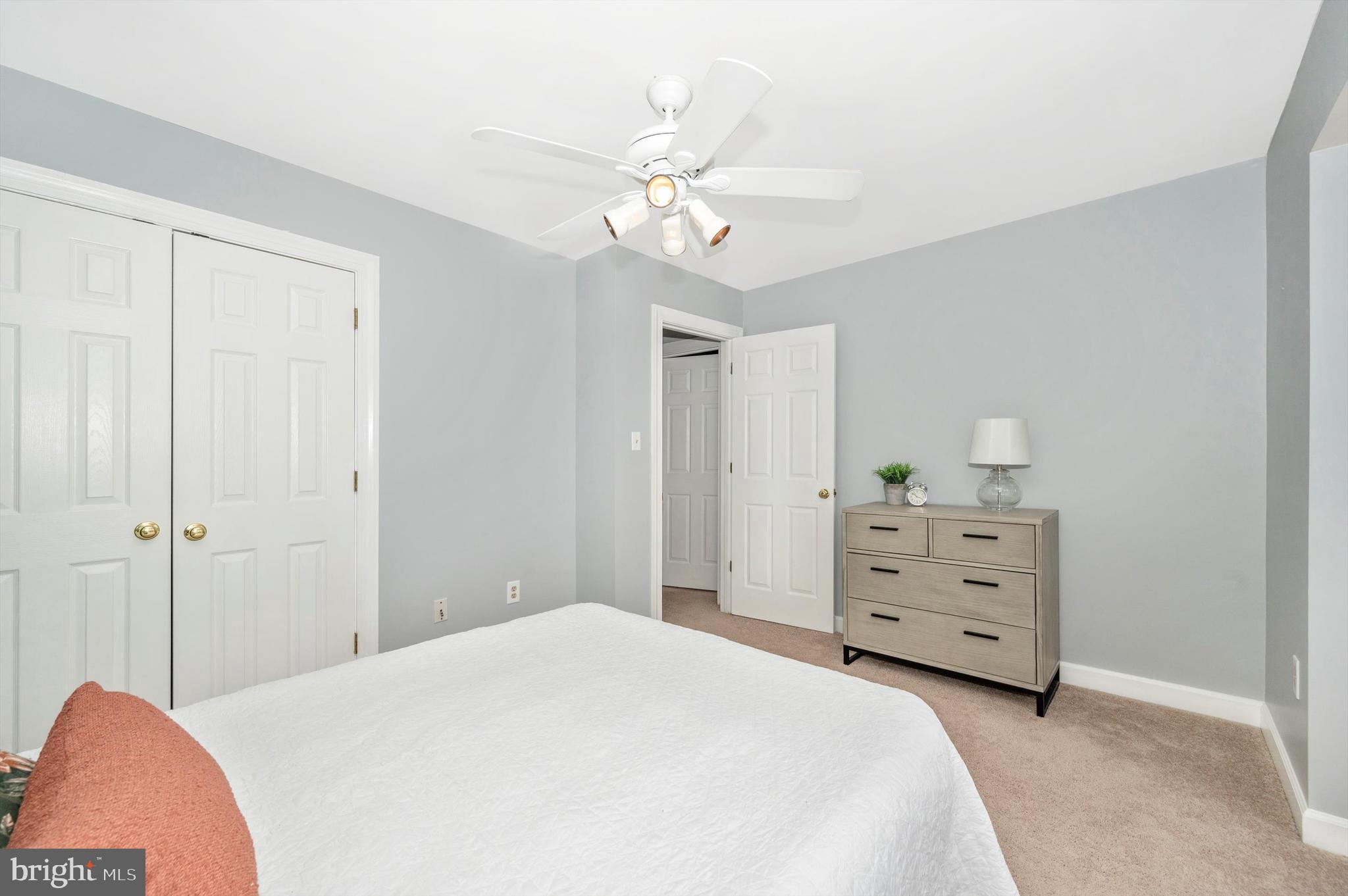 SPRING RIDGE - Residential