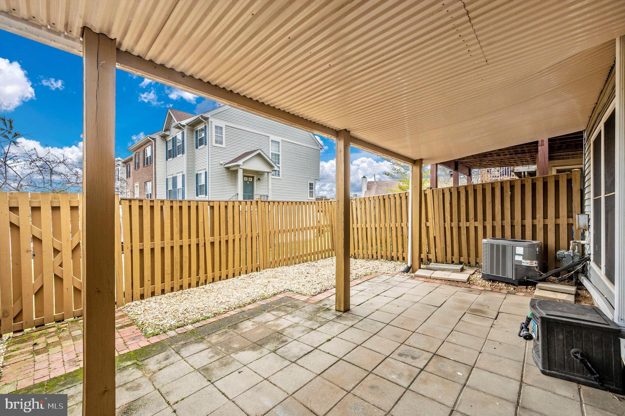 SPRING RIDGE - Residential