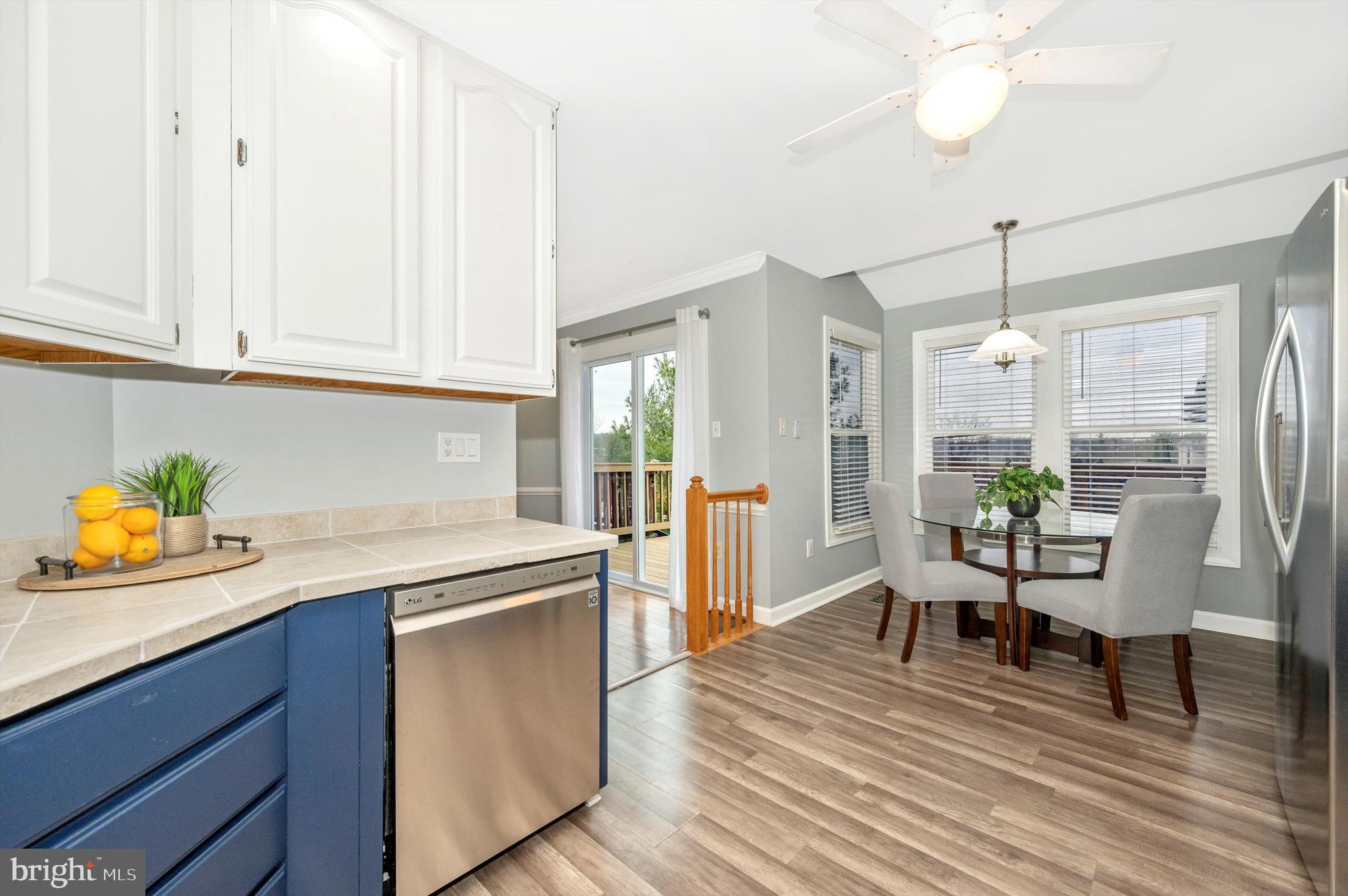 SPRING RIDGE - Residential