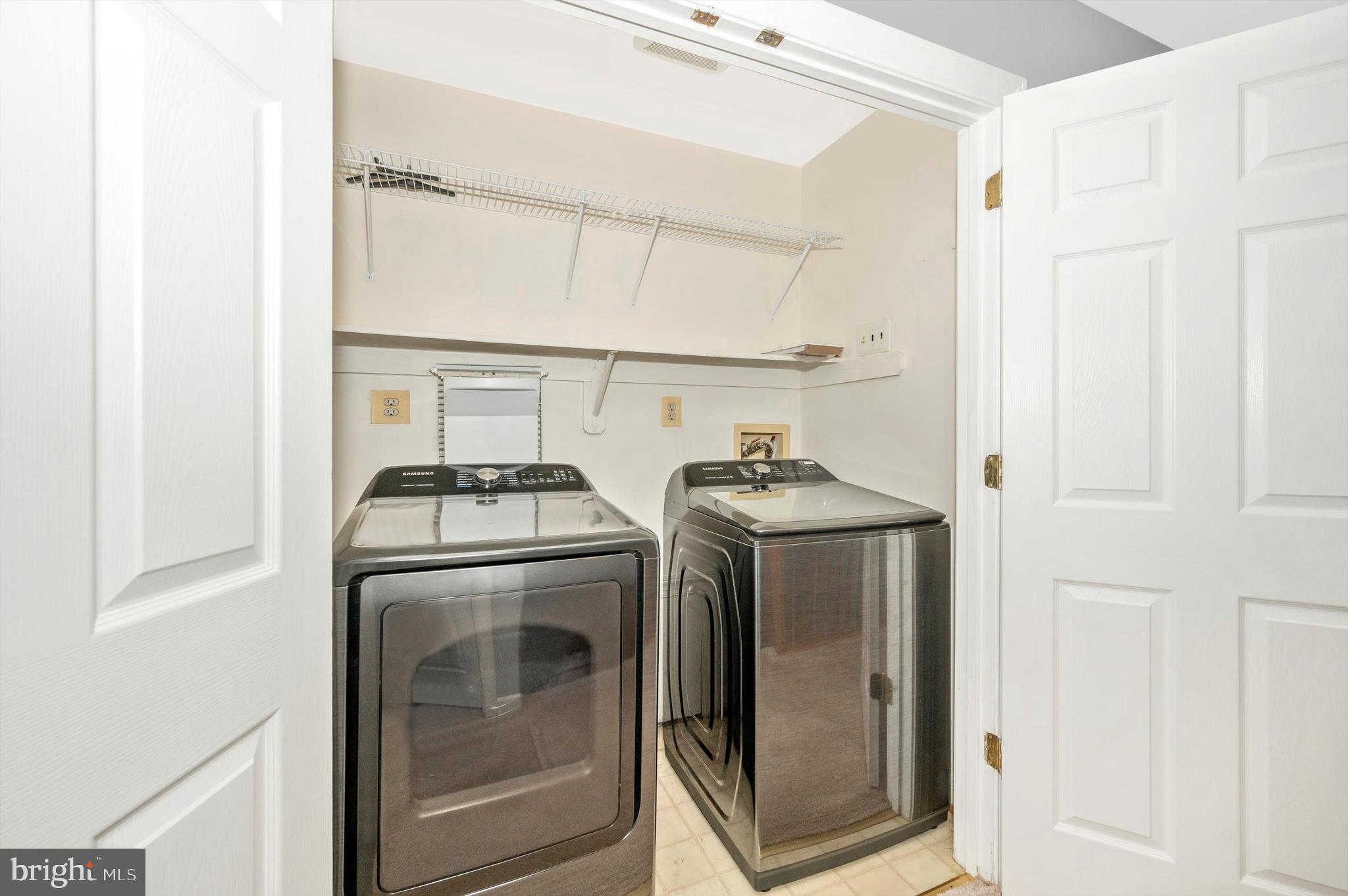 SPRING RIDGE - Residential