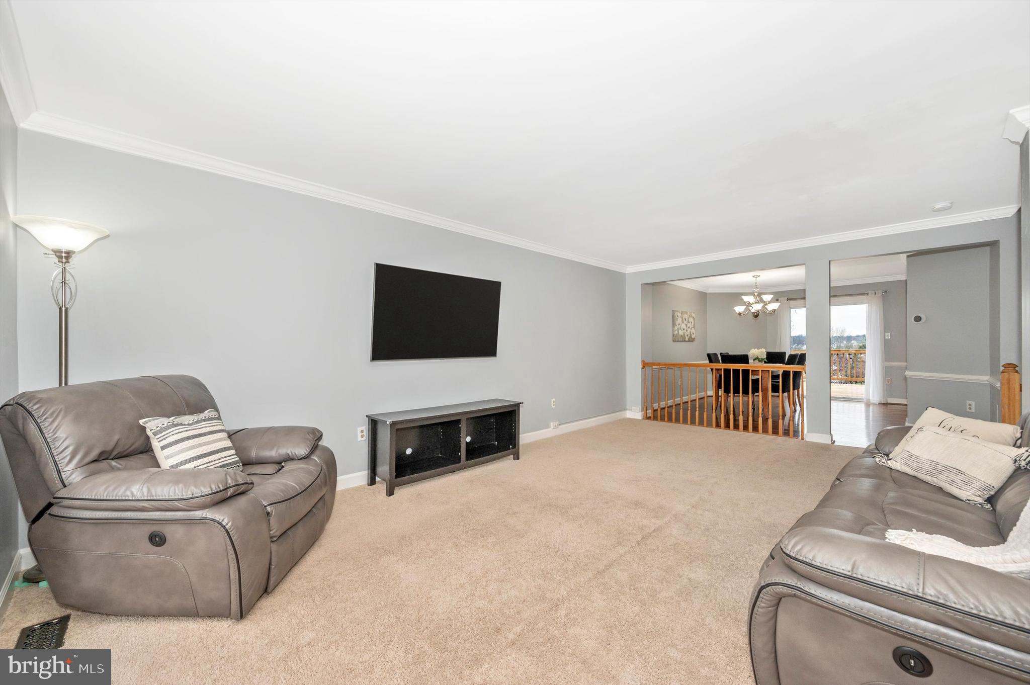 SPRING RIDGE - Residential