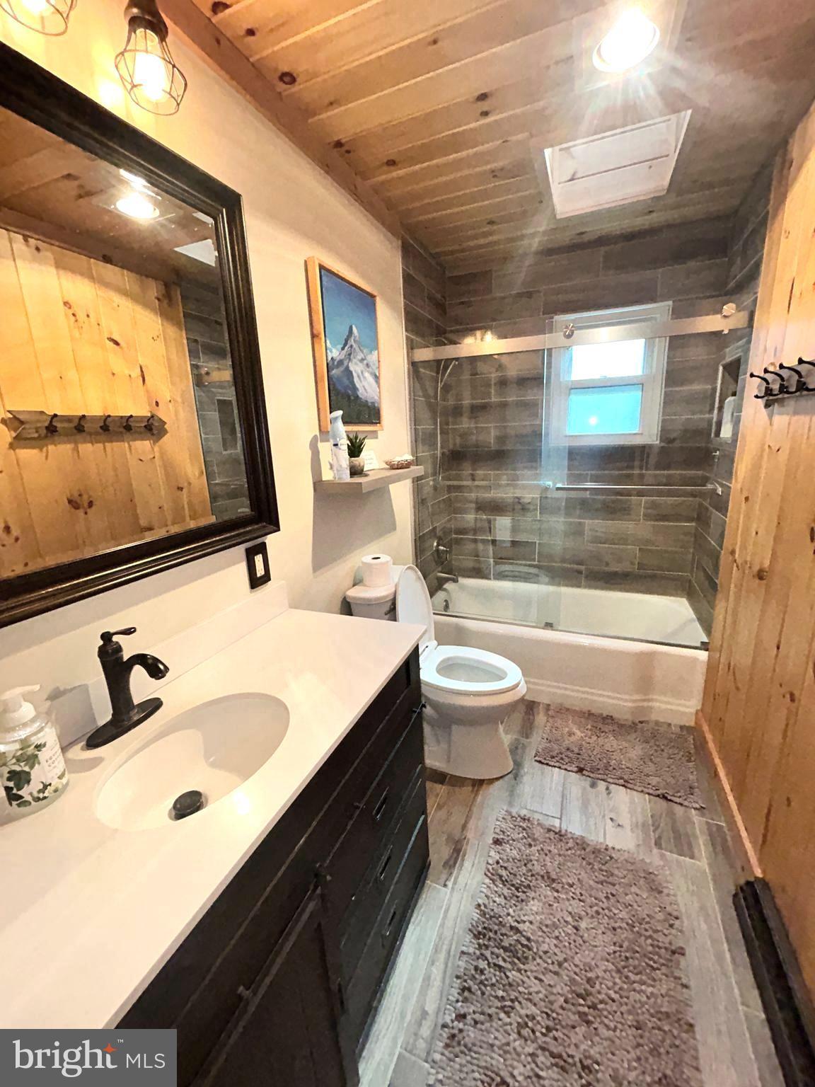 NONE, RURAL - Residential