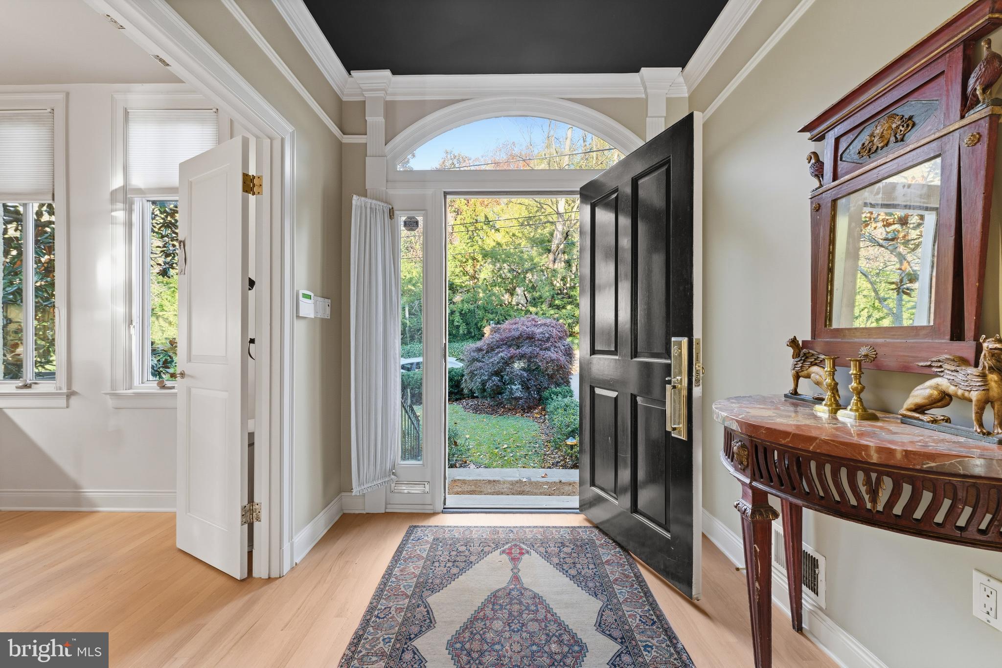 4628 CHARLESTON TERRACE NW