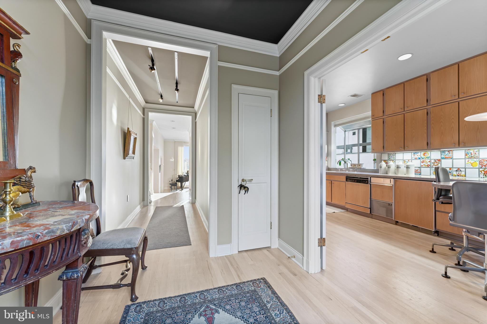 4628 CHARLESTON TERRACE NW