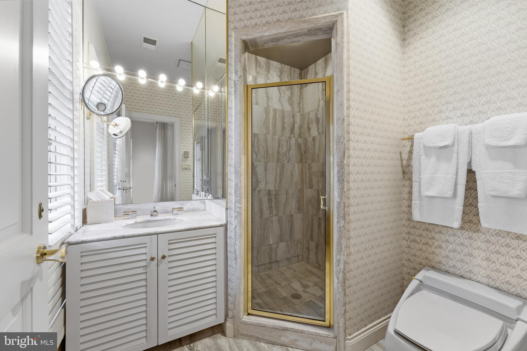 BERKLEY - Residential