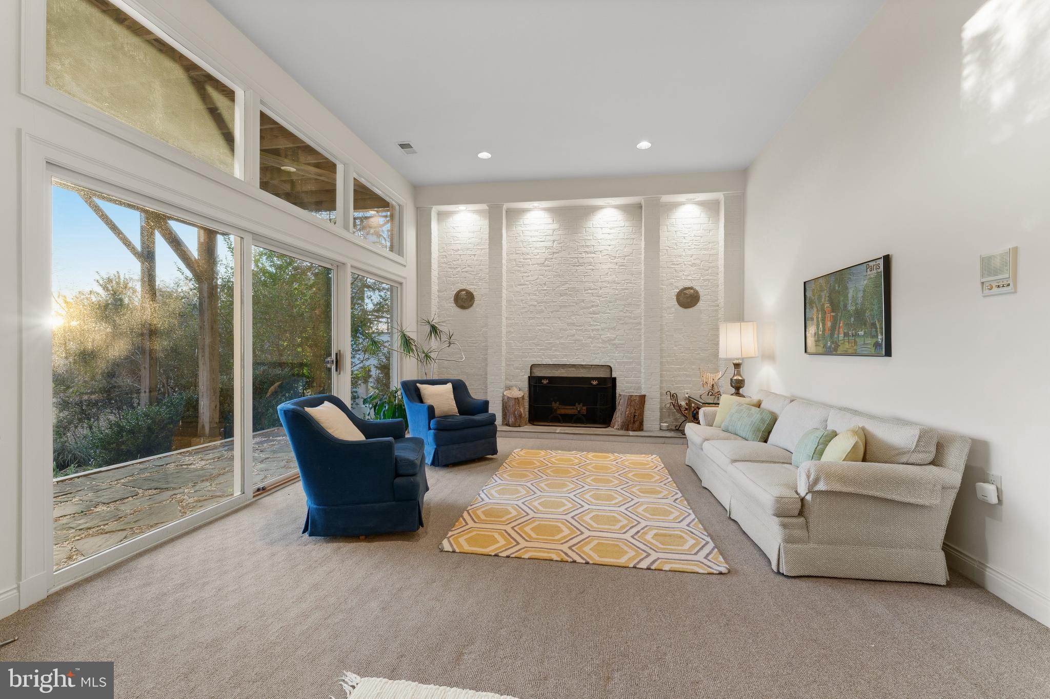 BERKLEY - Residential