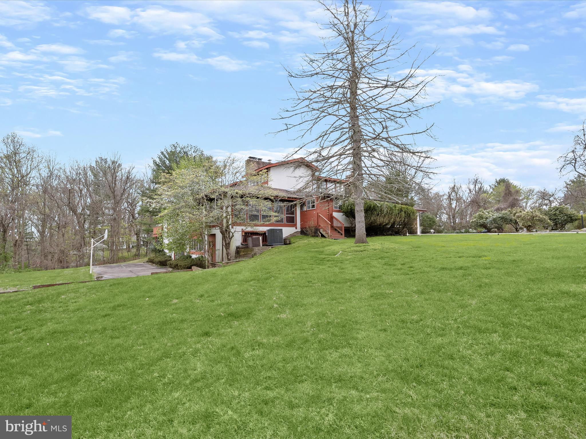 TOWN CENTER - Residential