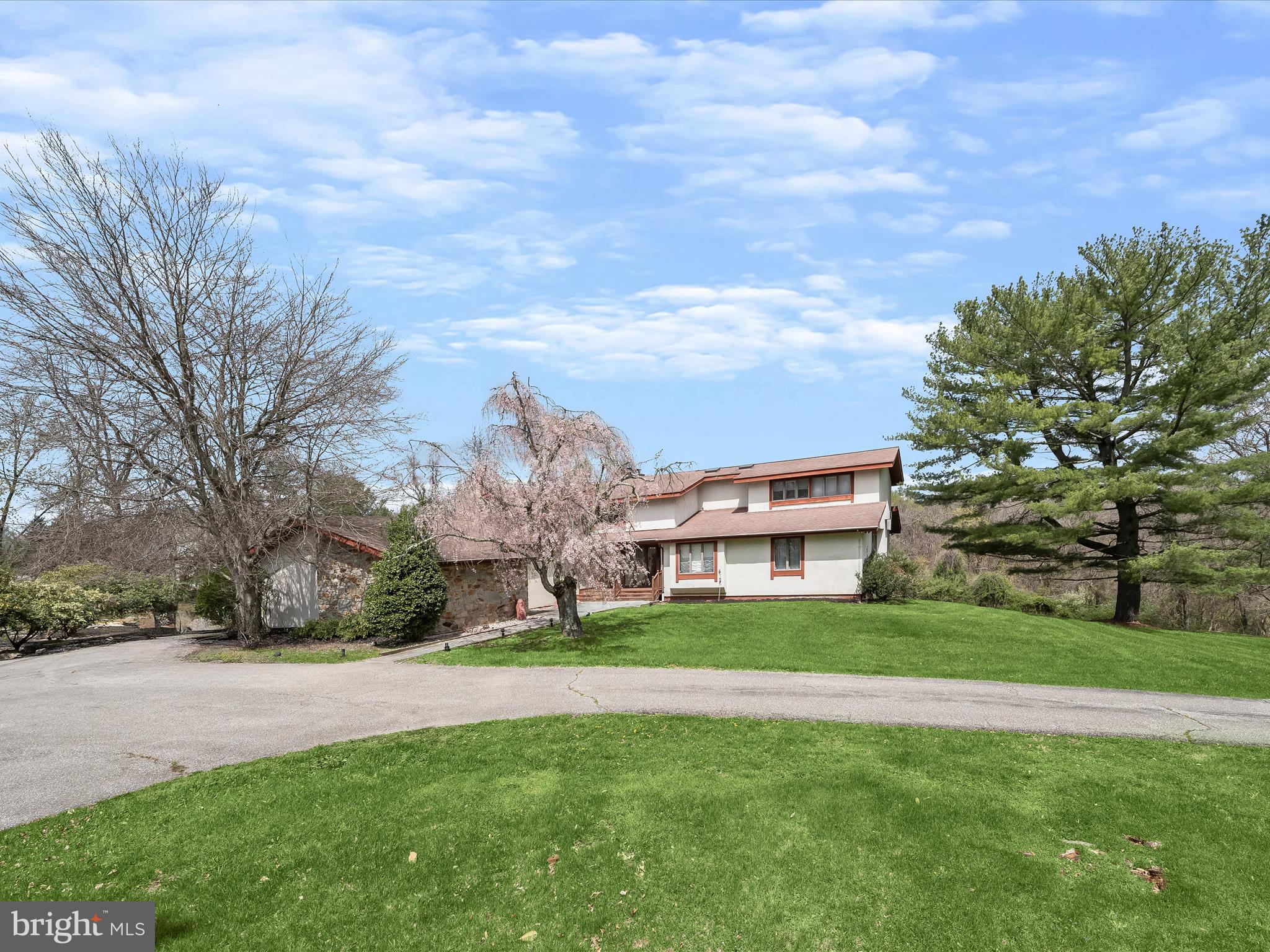 TOWN CENTER - Residential