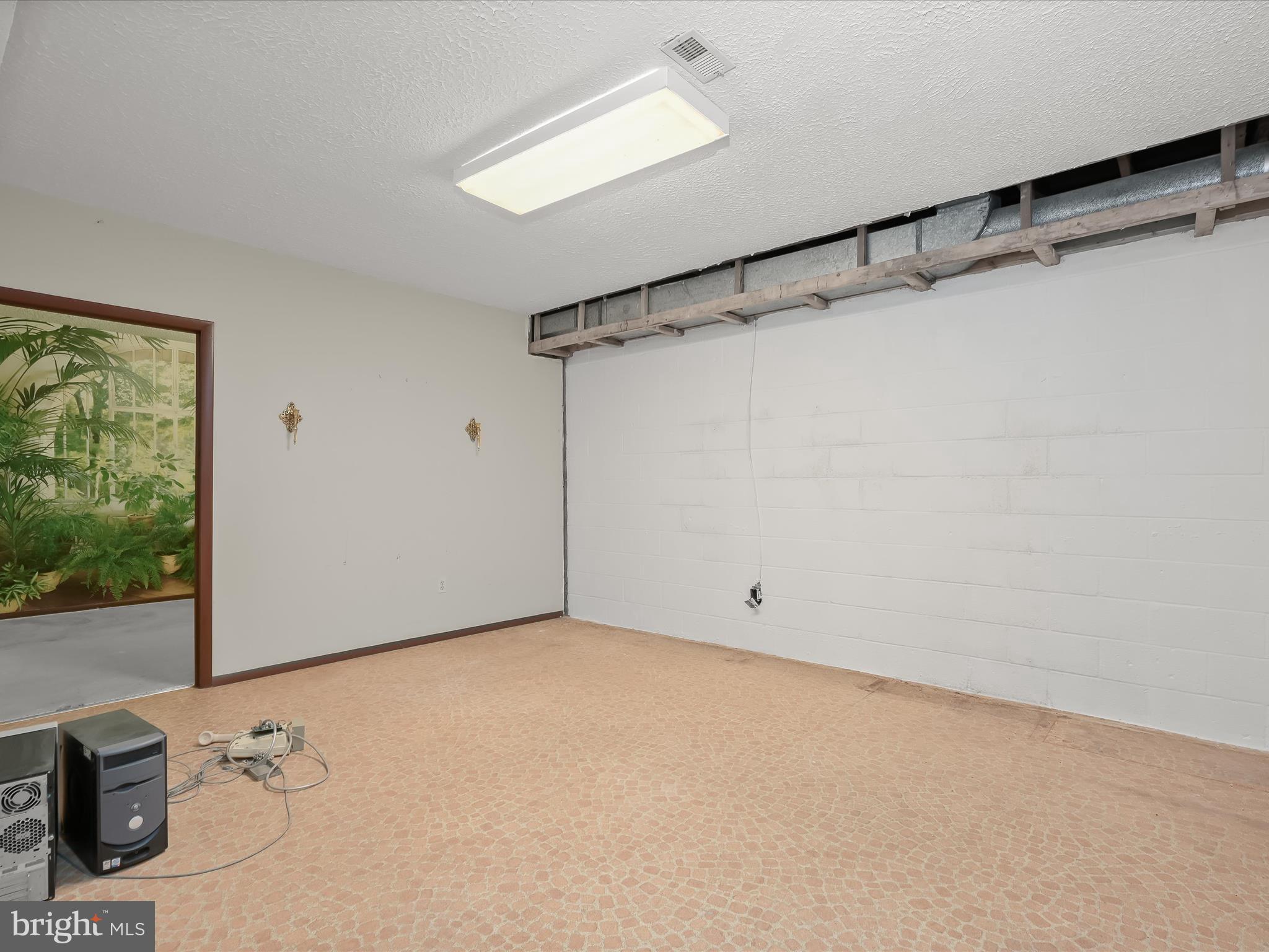 TOWN CENTER - Residential