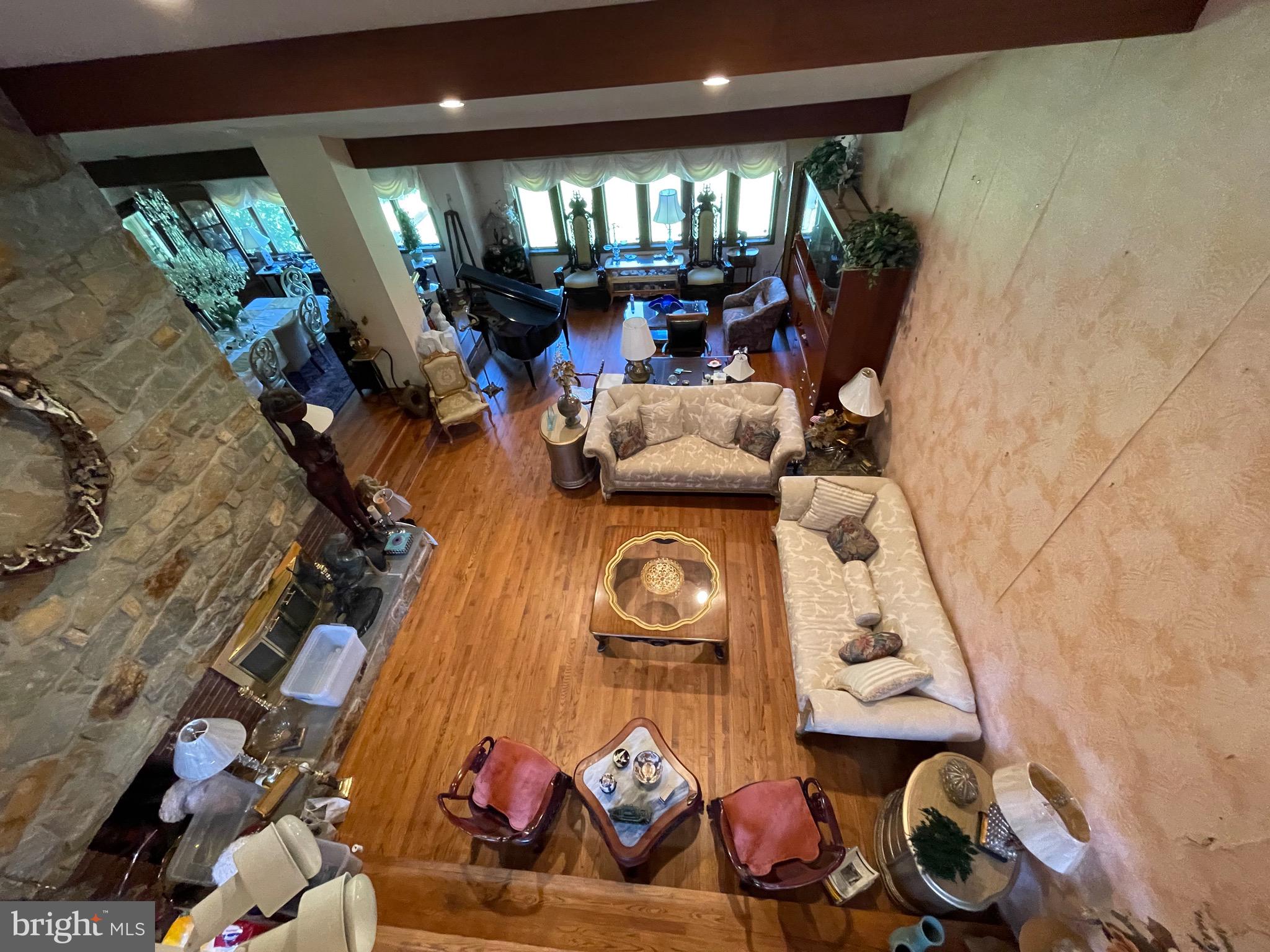 TOWN CENTER - Residential