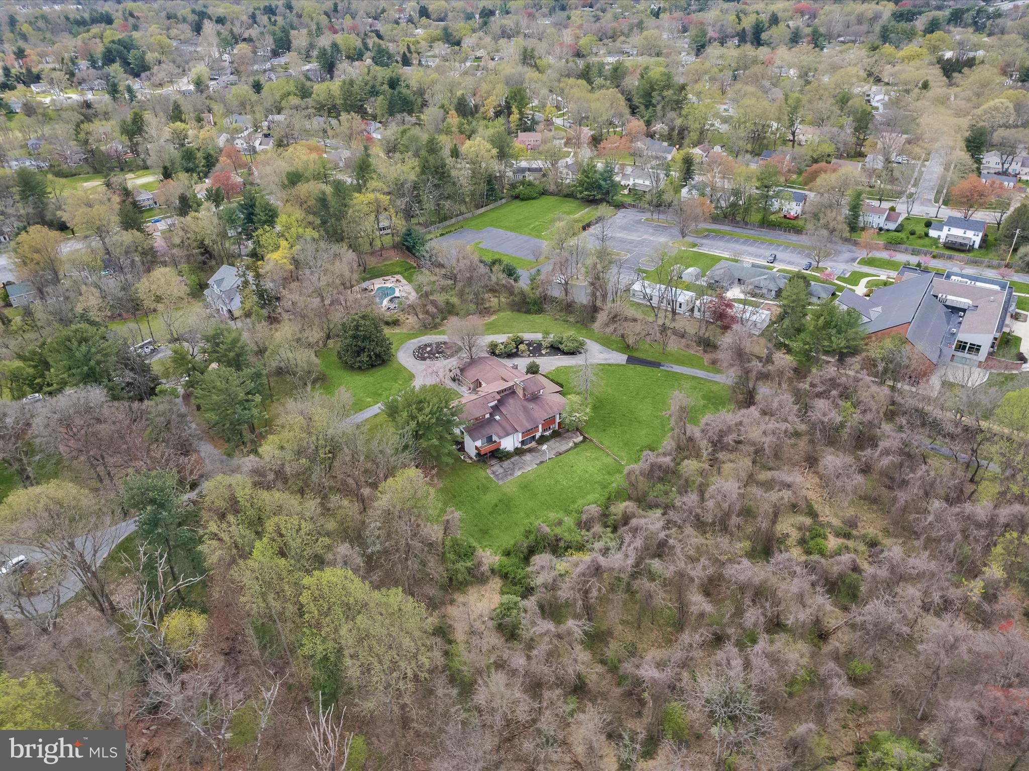 TOWN CENTER - Residential