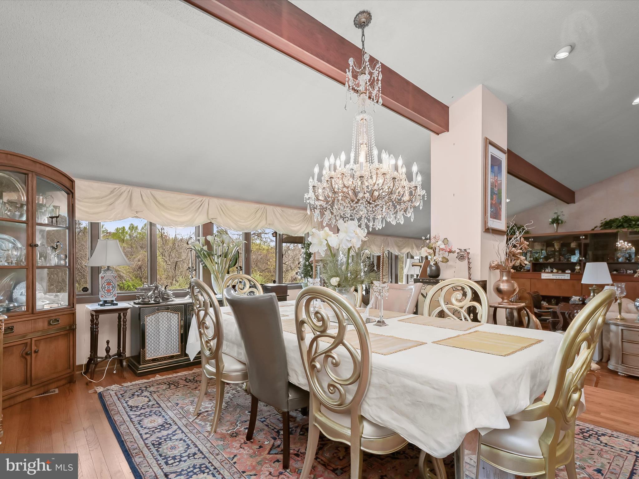 TOWN CENTER - Residential