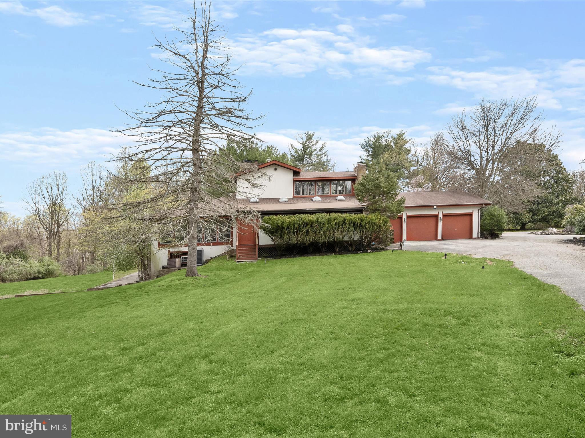 TOWN CENTER - Residential