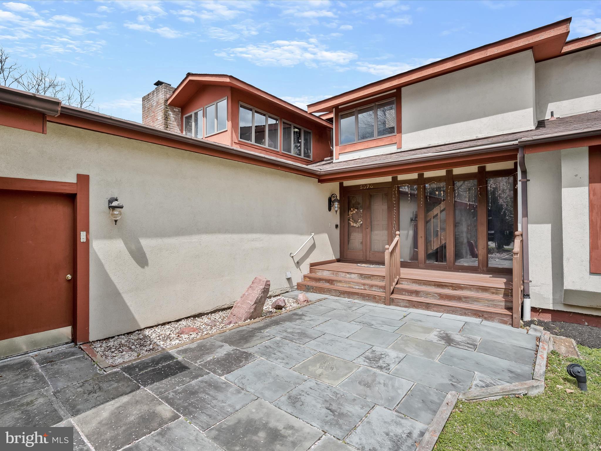 TOWN CENTER - Residential