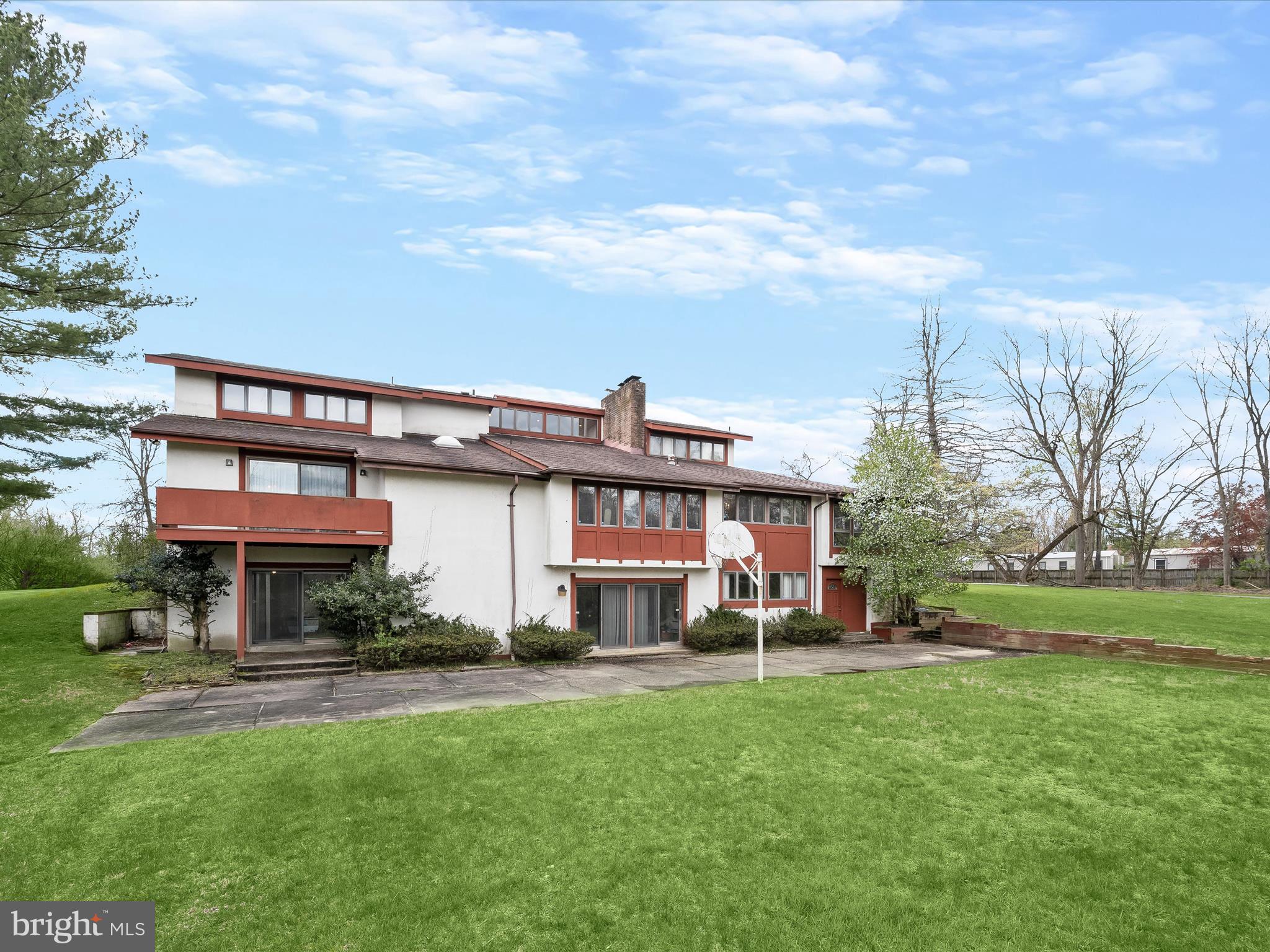 TOWN CENTER - Residential