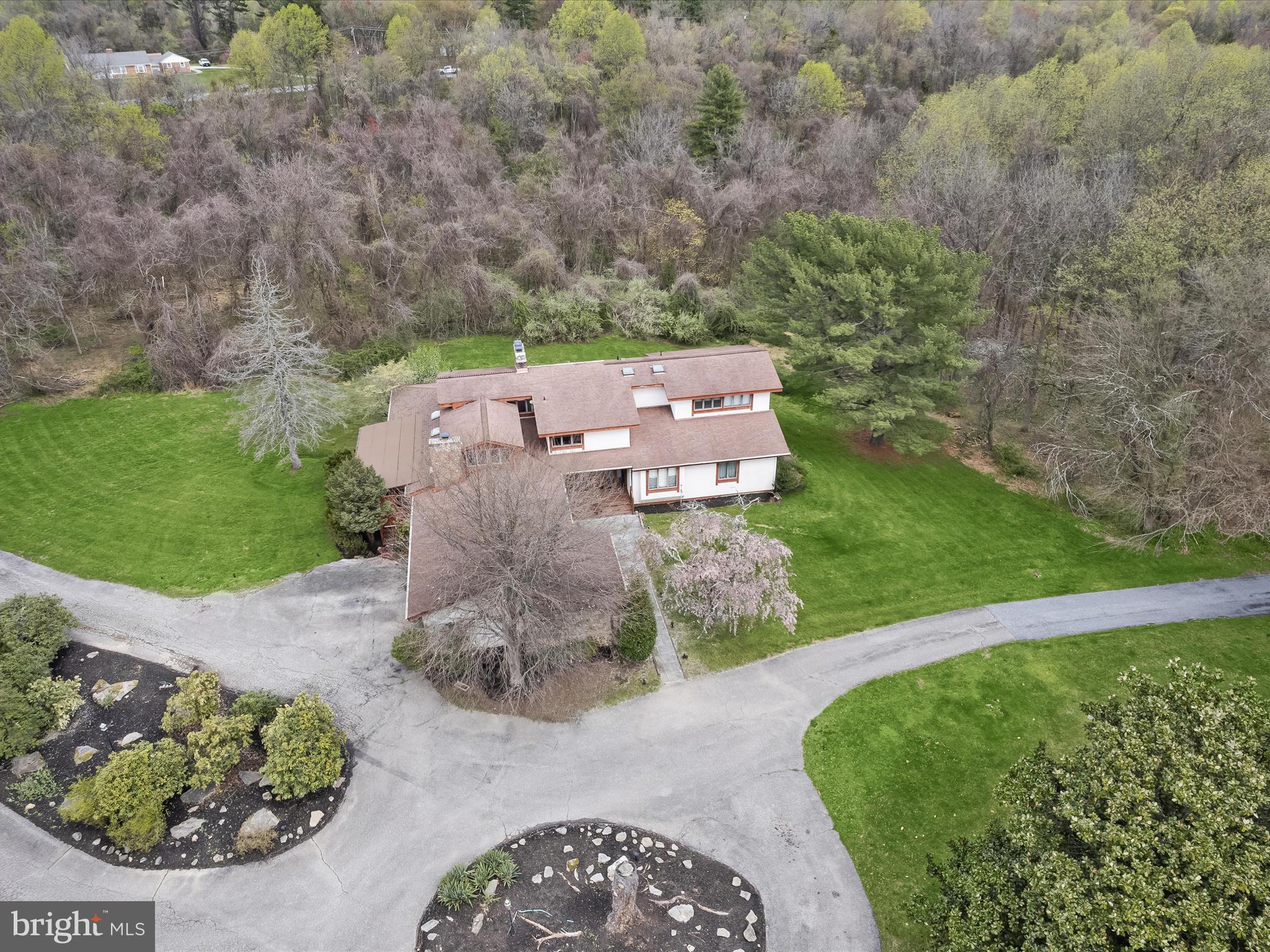 TOWN CENTER - Residential