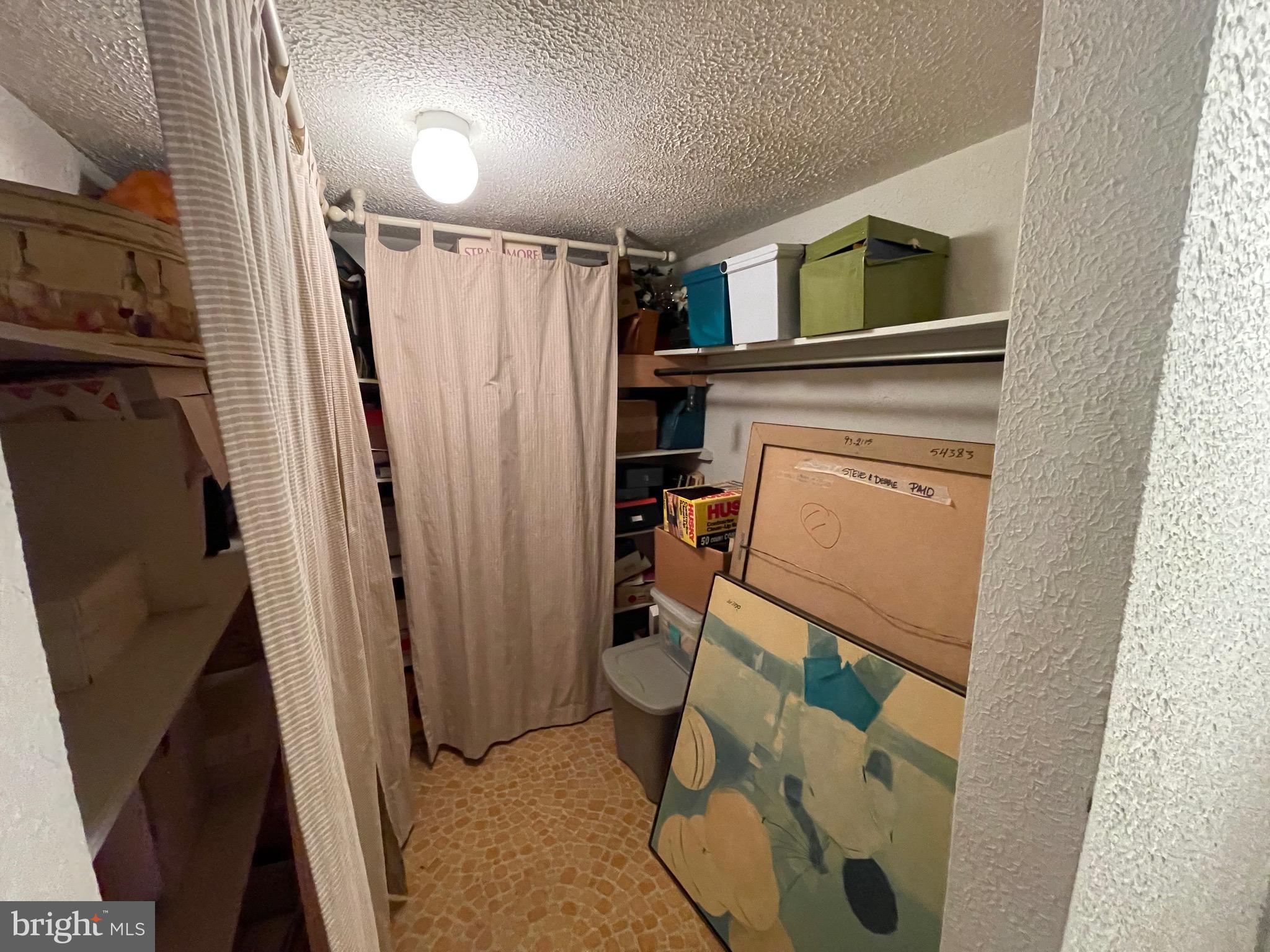 TOWN CENTER - Residential