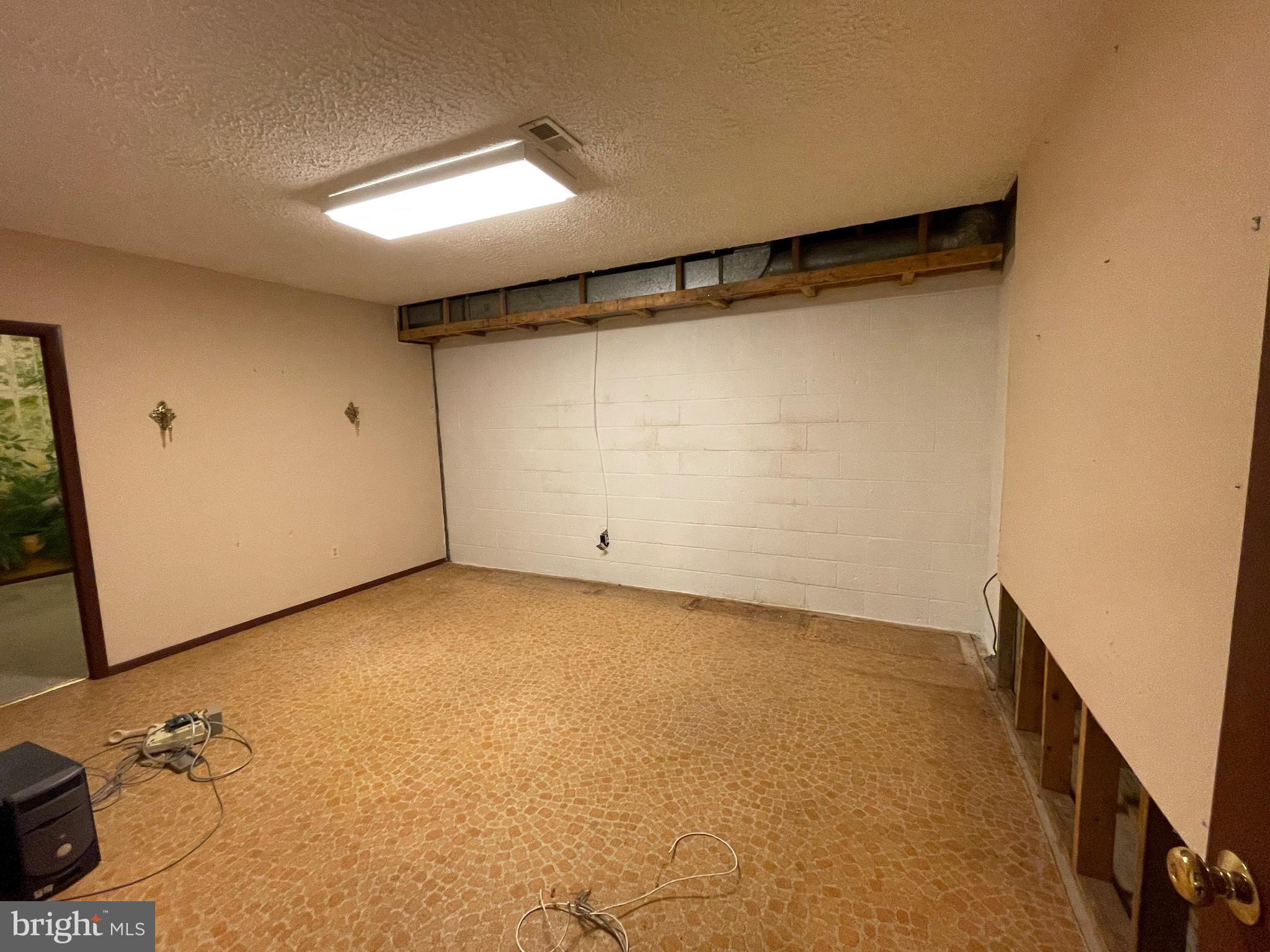 TOWN CENTER - Residential