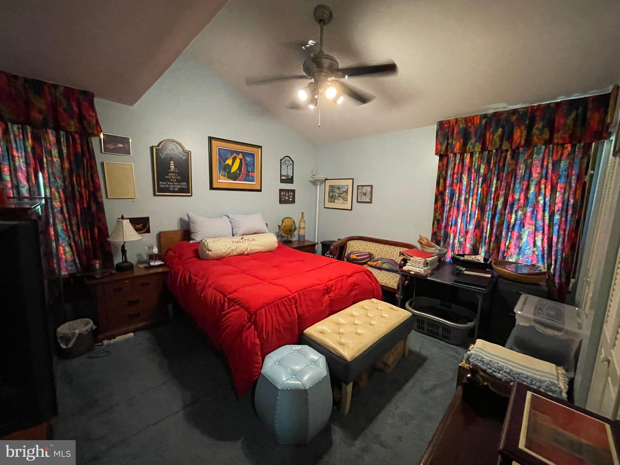 TOWN CENTER - Residential