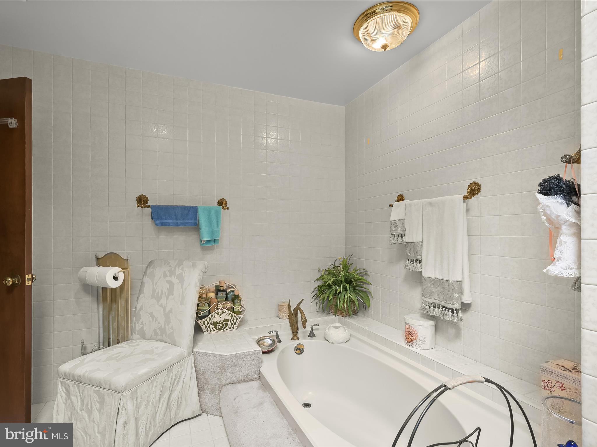 TOWN CENTER - Residential