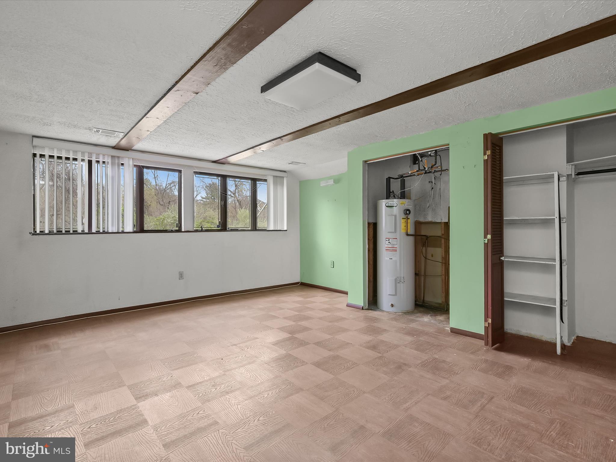 TOWN CENTER - Residential