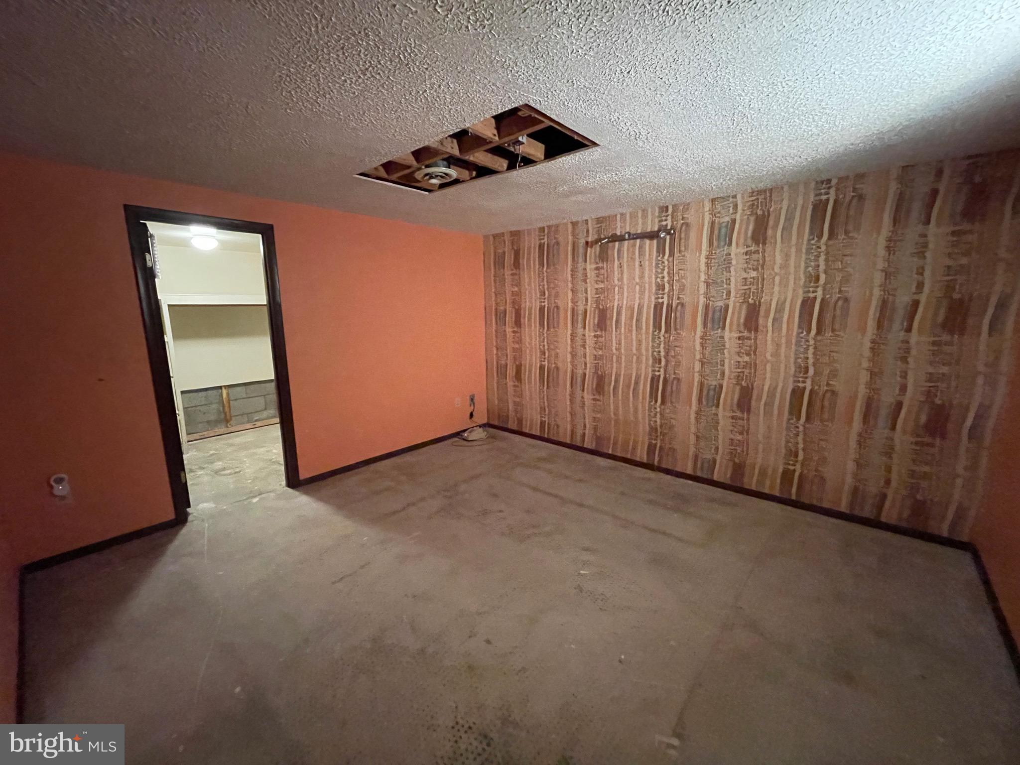 TOWN CENTER - Residential