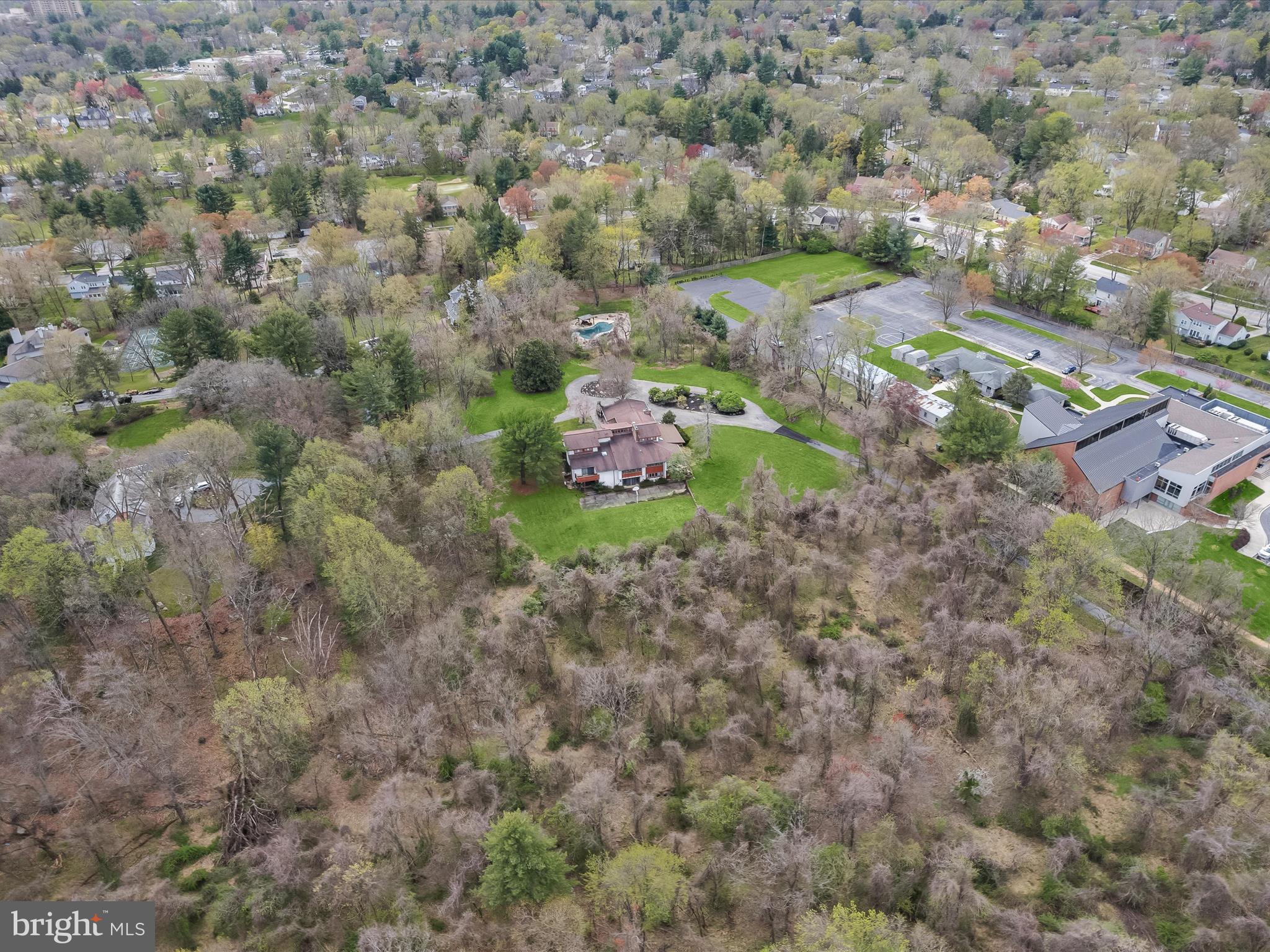 TOWN CENTER - Residential