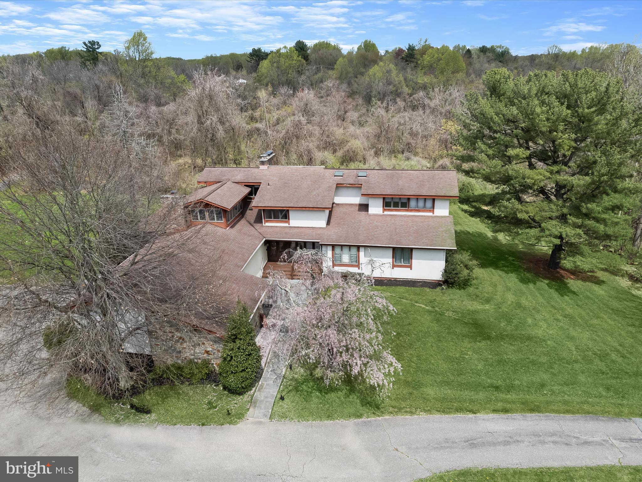 TOWN CENTER - Residential