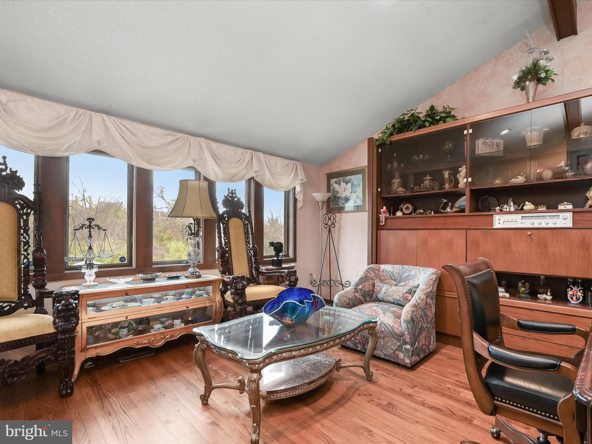 TOWN CENTER - Residential