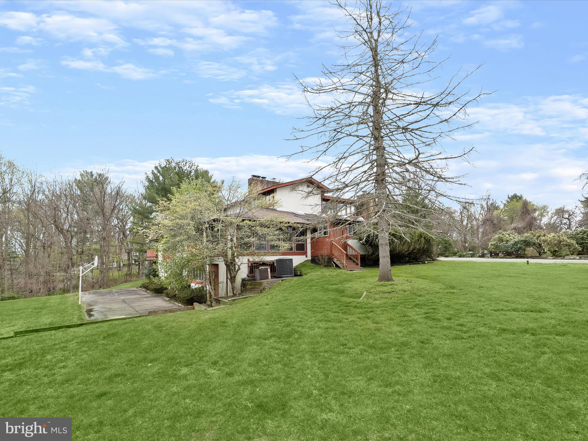 TOWN CENTER - Residential