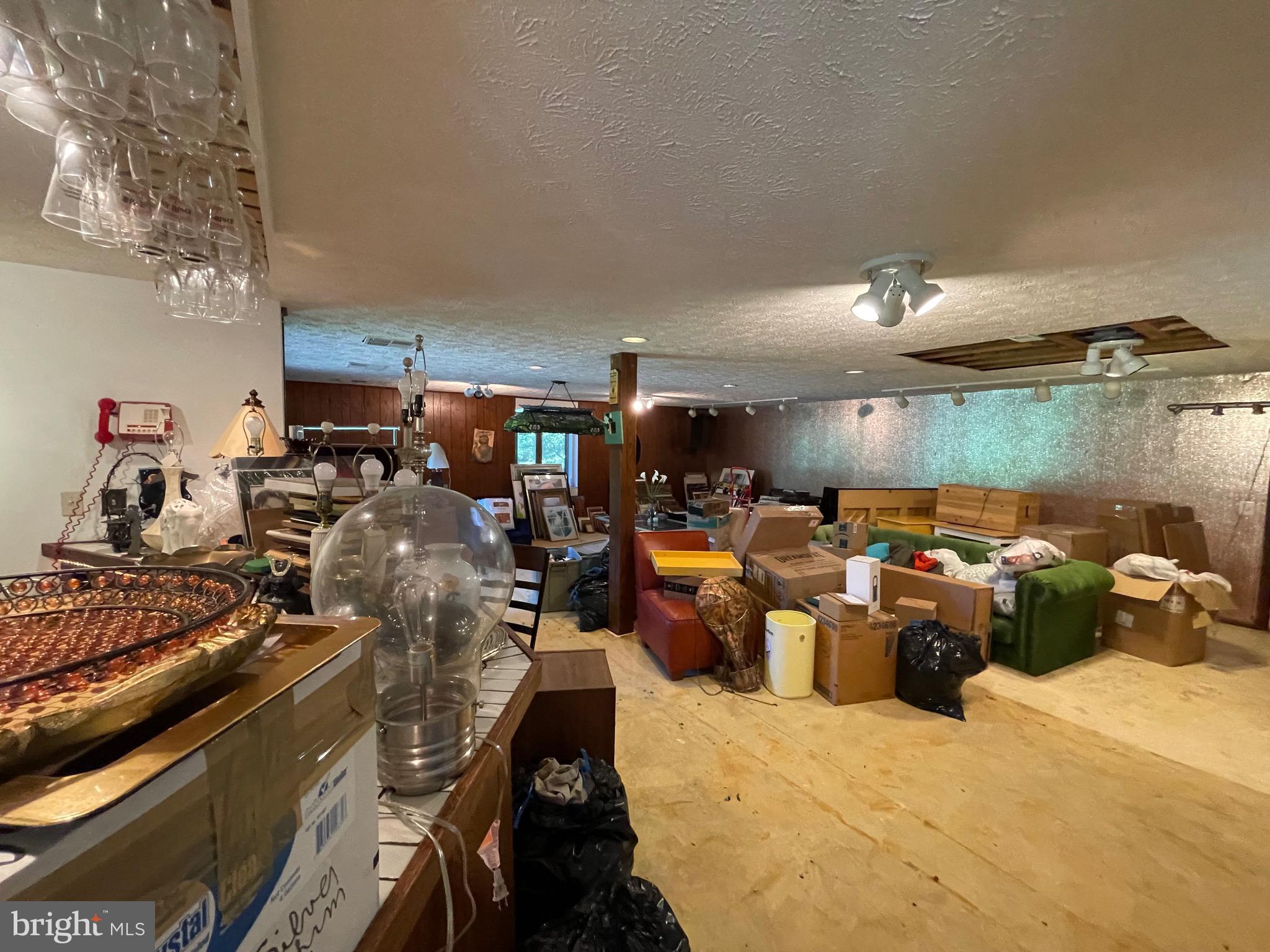 TOWN CENTER - Residential