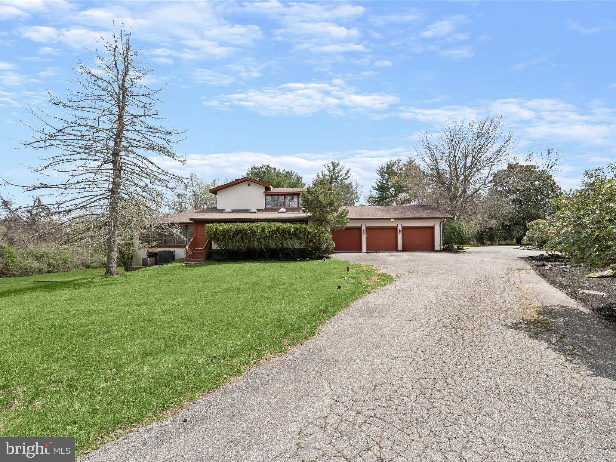 TOWN CENTER - Residential